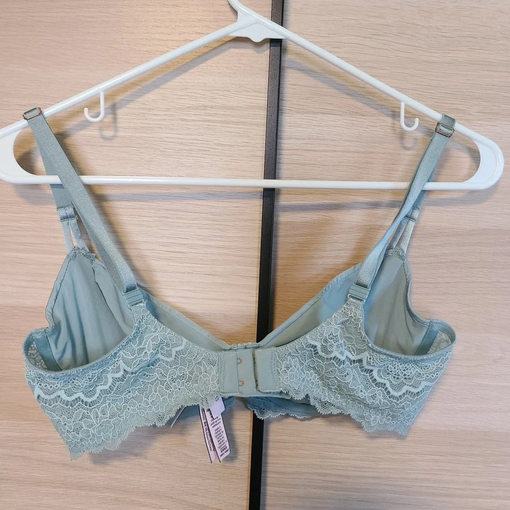 Victoria Secret Dream Angel Push Up Balconette Bra Womens 36D Lace Mint Romantic